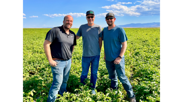 Bridges Produce celebrates two partners’ 50th anniversaries