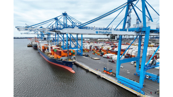PhilaPort sets record container volume in 2025