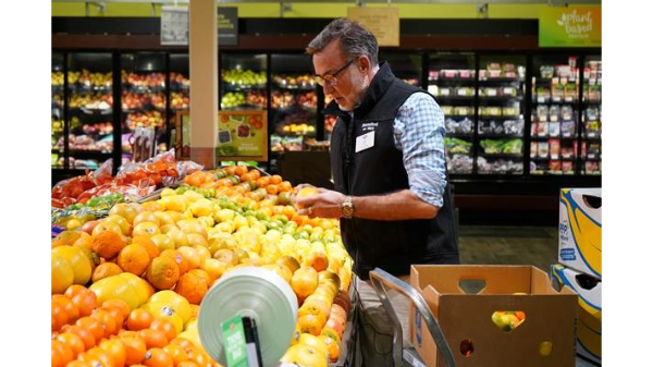 Hannaford Supermarkets donates record 29MM pounds of food in 2025