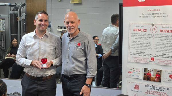 Brighter Bites honors Sysco with partnership award
