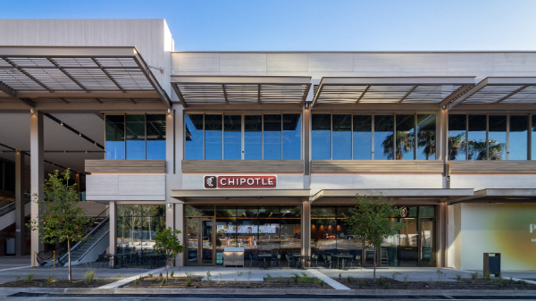 Chipotle to open first restaurant in Mexico